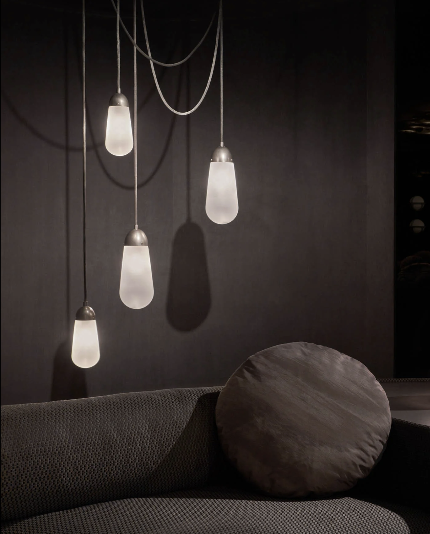 LARIAT INSTALLATION par Apparatus