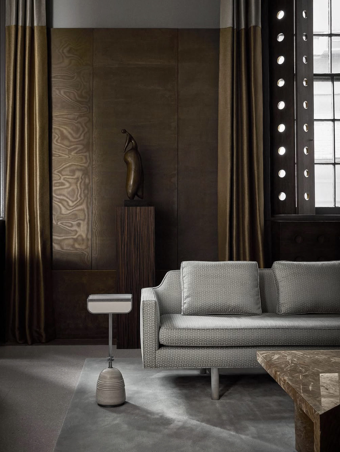 STANDBY COCKTAIL TABLE par Apparatus