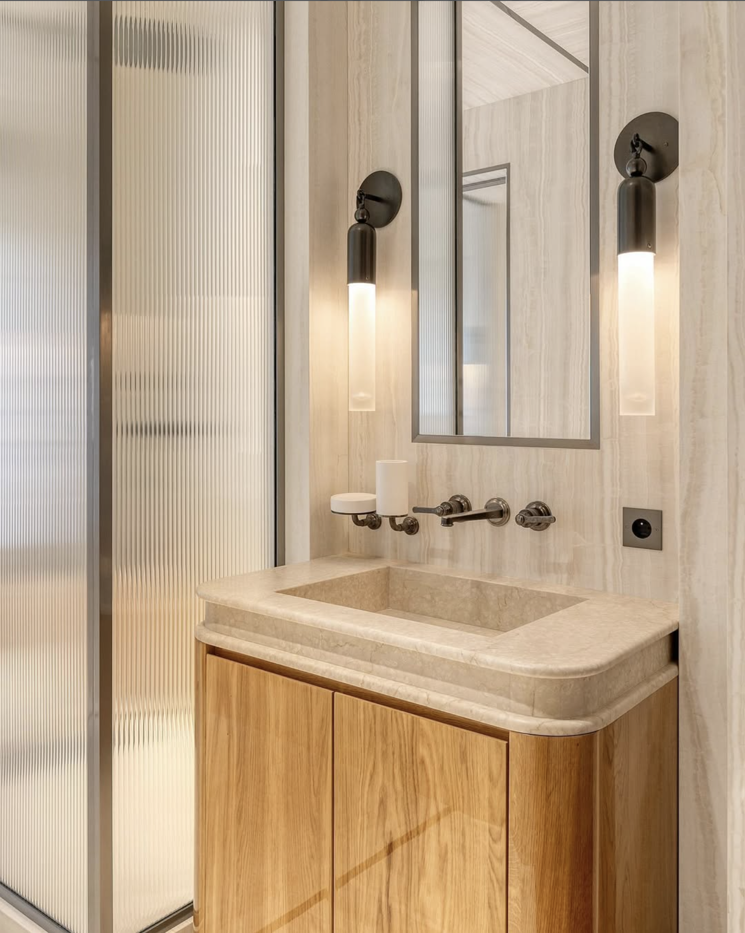 TASSEL 1 SCONCE par Apparatus