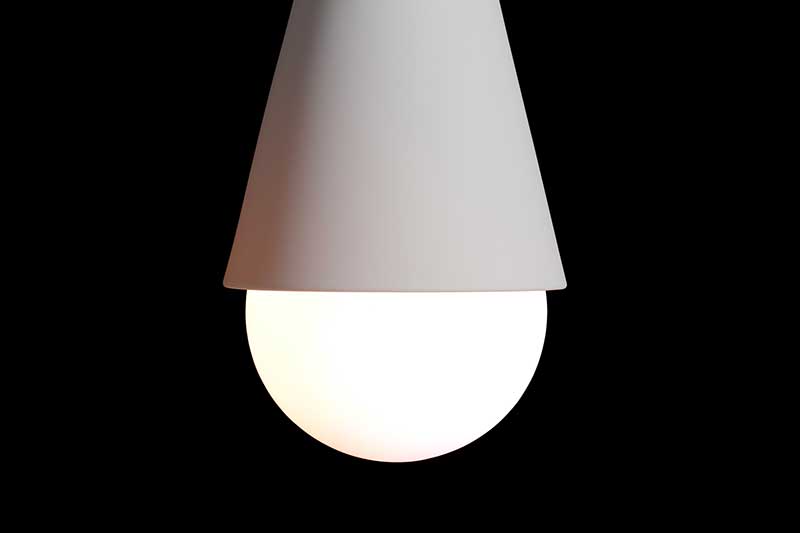 TRIAD 1 SCONCE par Apparatus