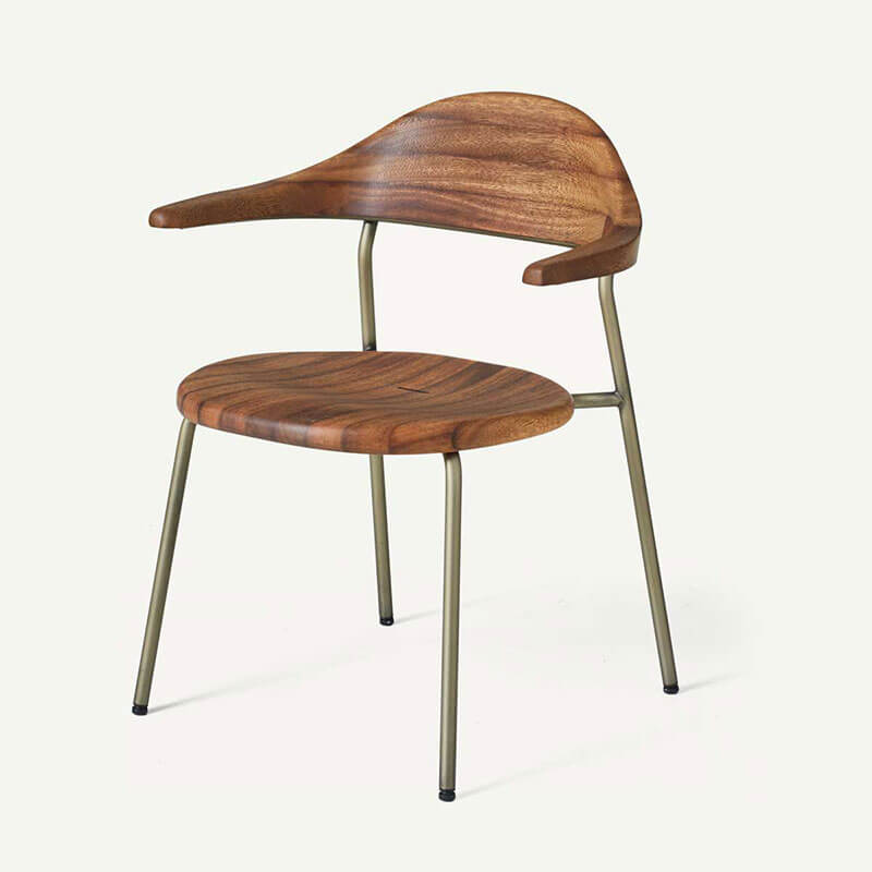 BICORN CHAIR par BassamFellows