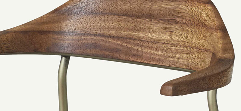 BICORN CHAIR par BassamFellows