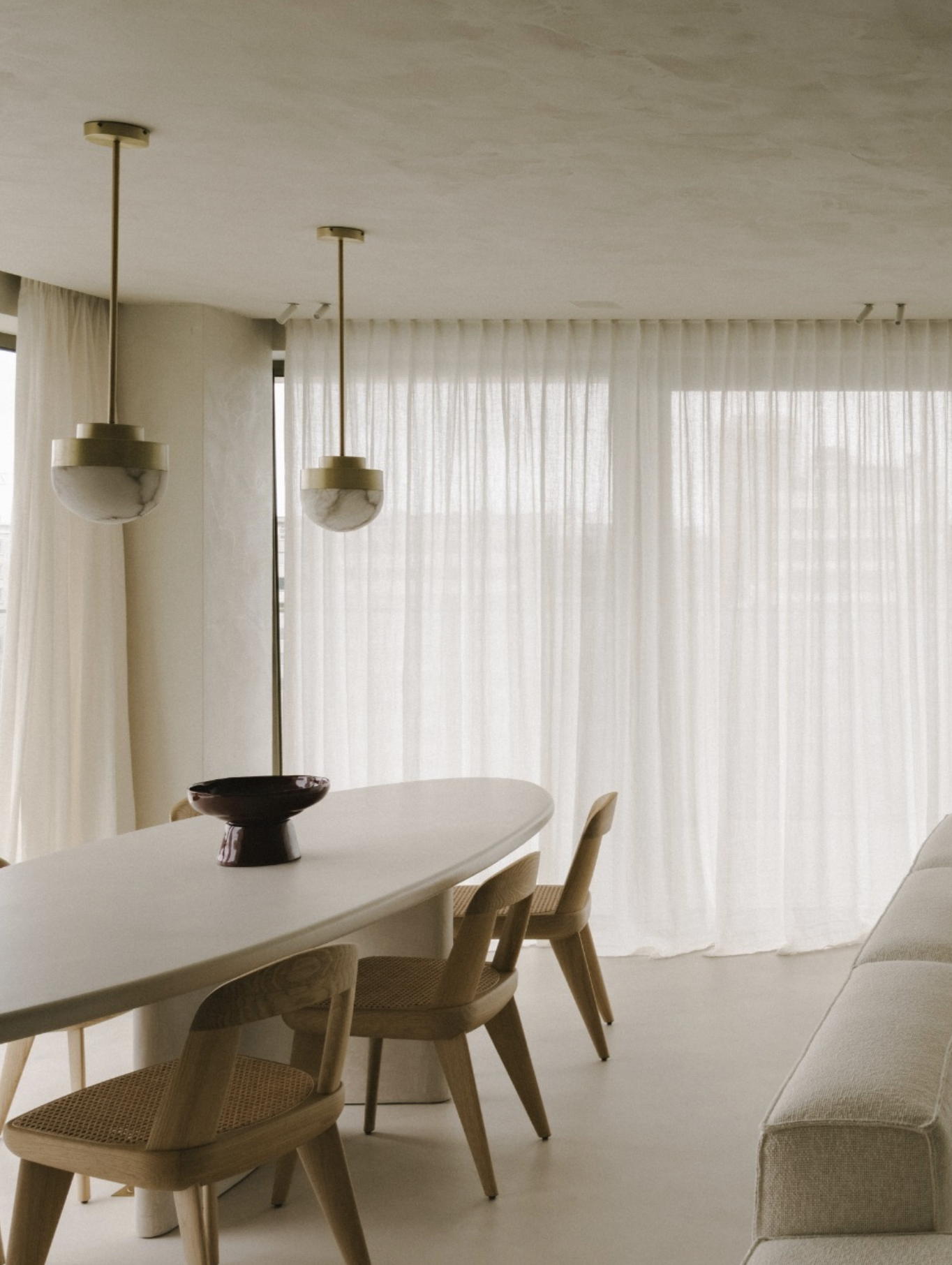 BRUTUS CHAIR par BassamFellows