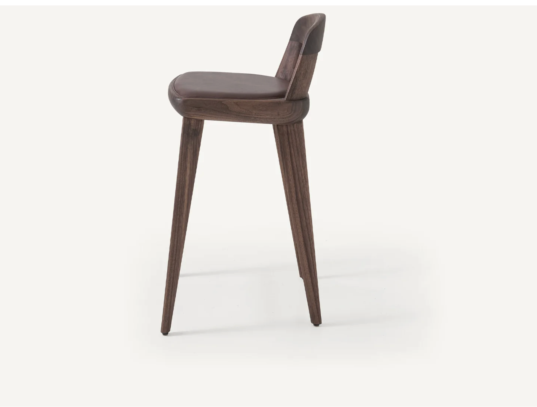 BRUTUS STOOLS par BassamFellows