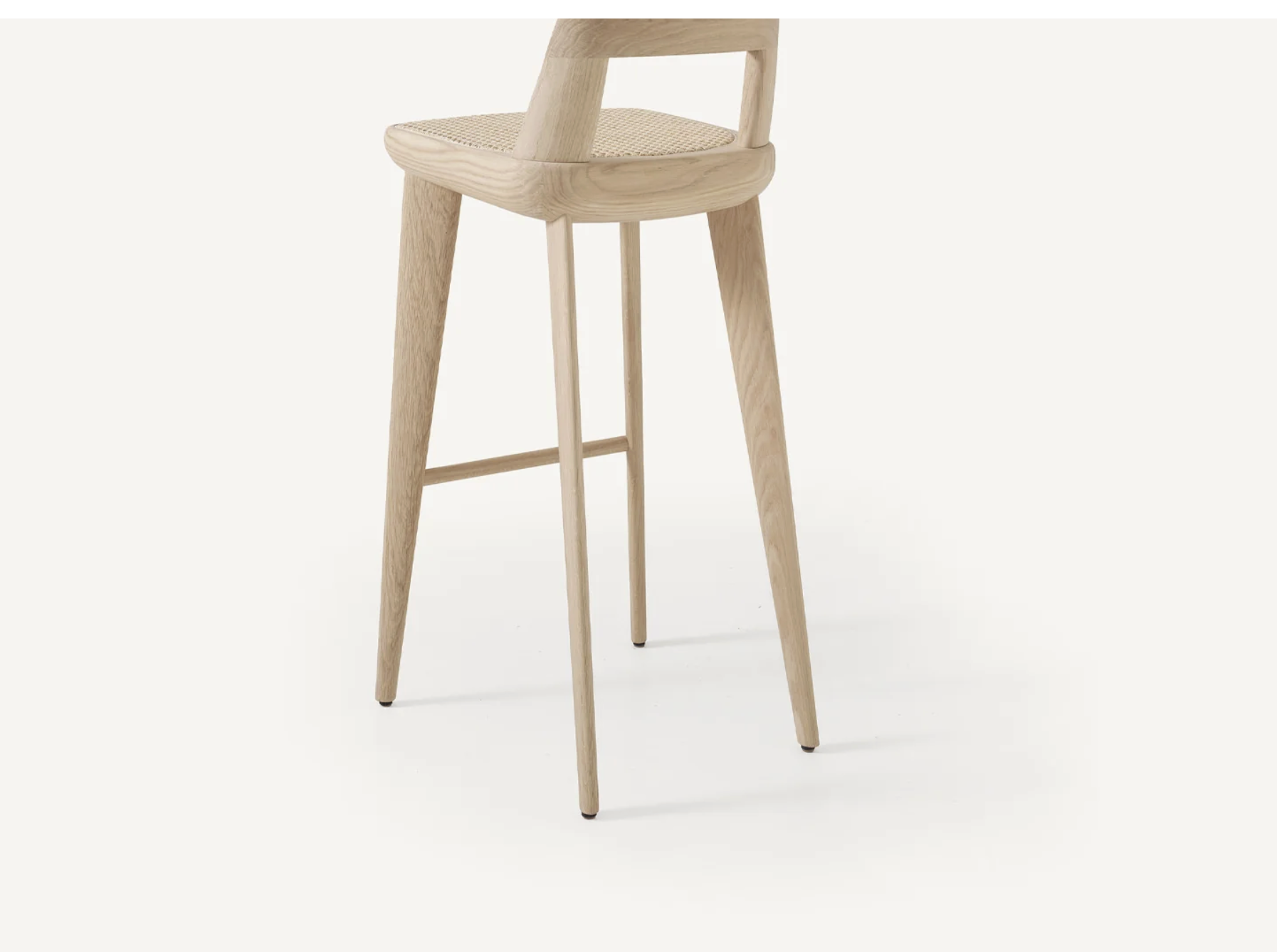 BRUTUS STOOLS par BassamFellows