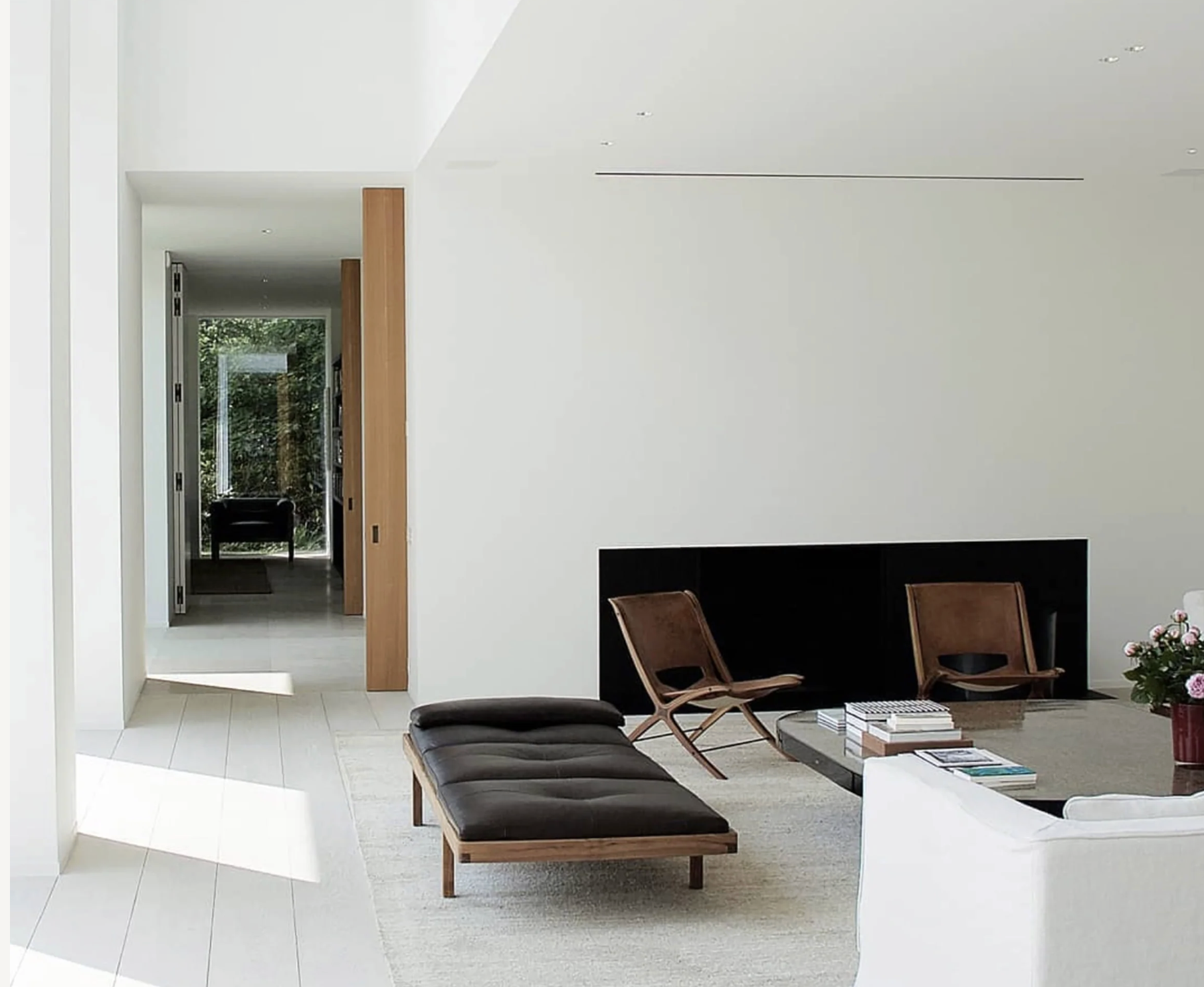 DAYBED par BassamFellows