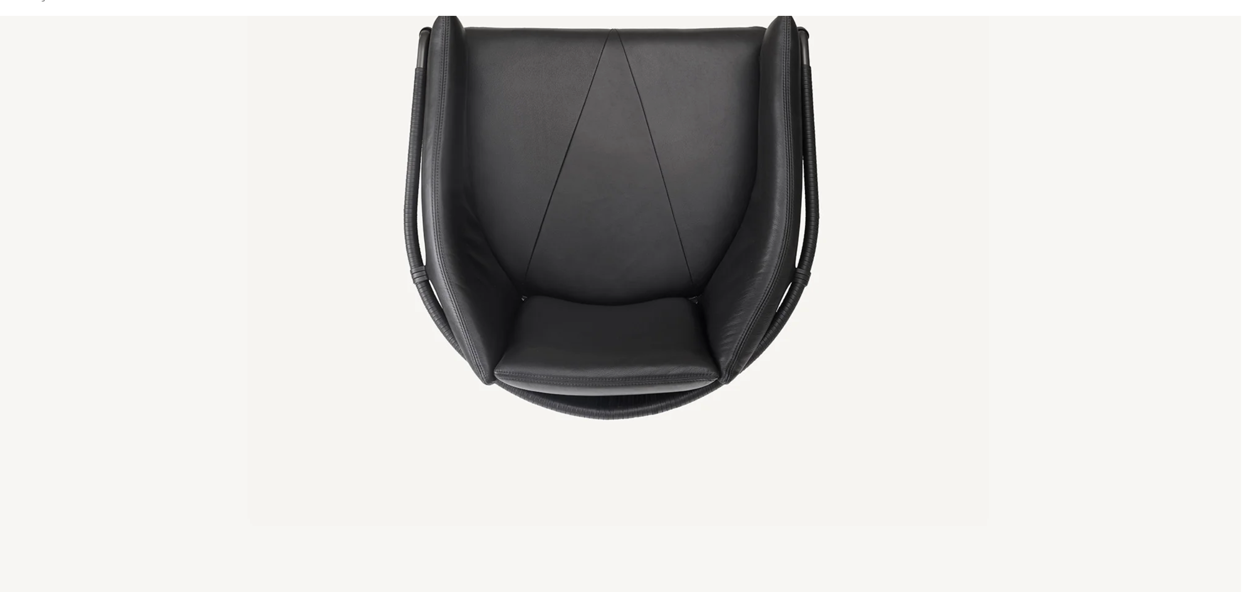 GEOMETRIC LOUNGE CHAIR par BassamFellows