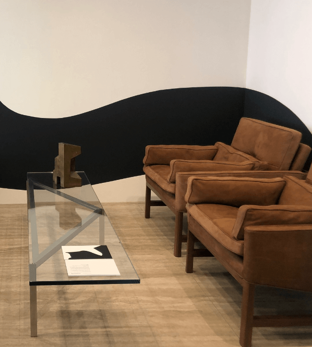 LOUNGE SEATING par BassamFellows