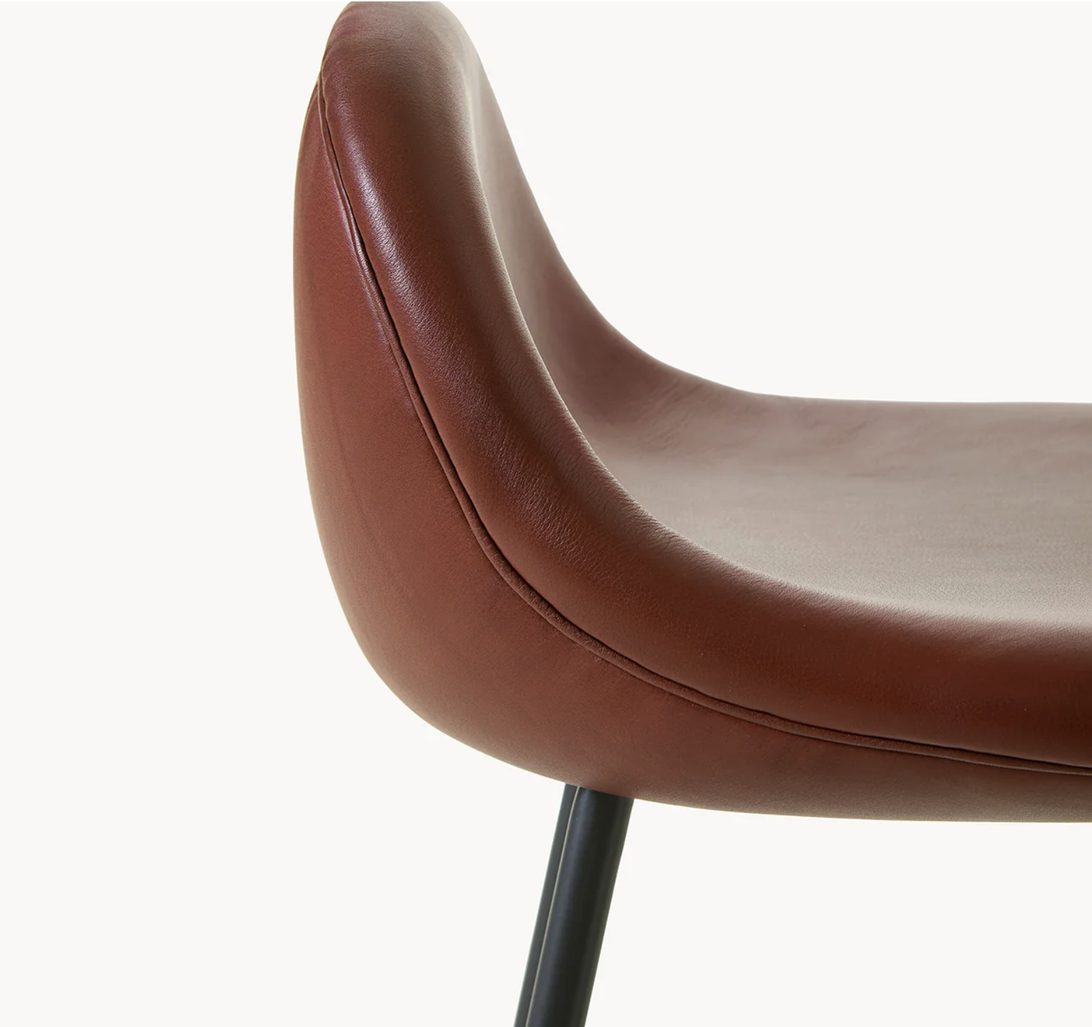 PEBBLE PADDED STOOLS par BassamFellows