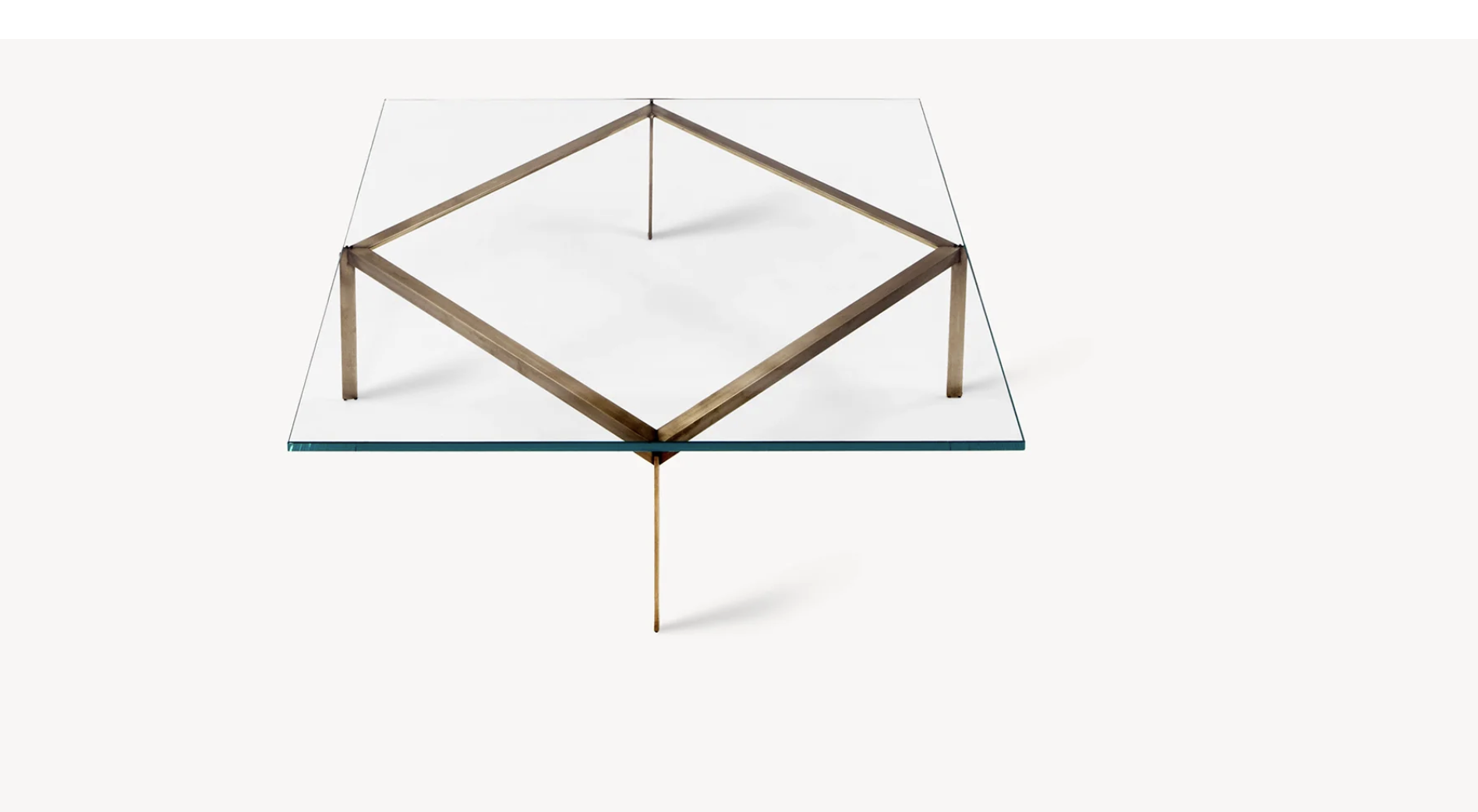 PLANK COFFEE TABLE par BassamFellows