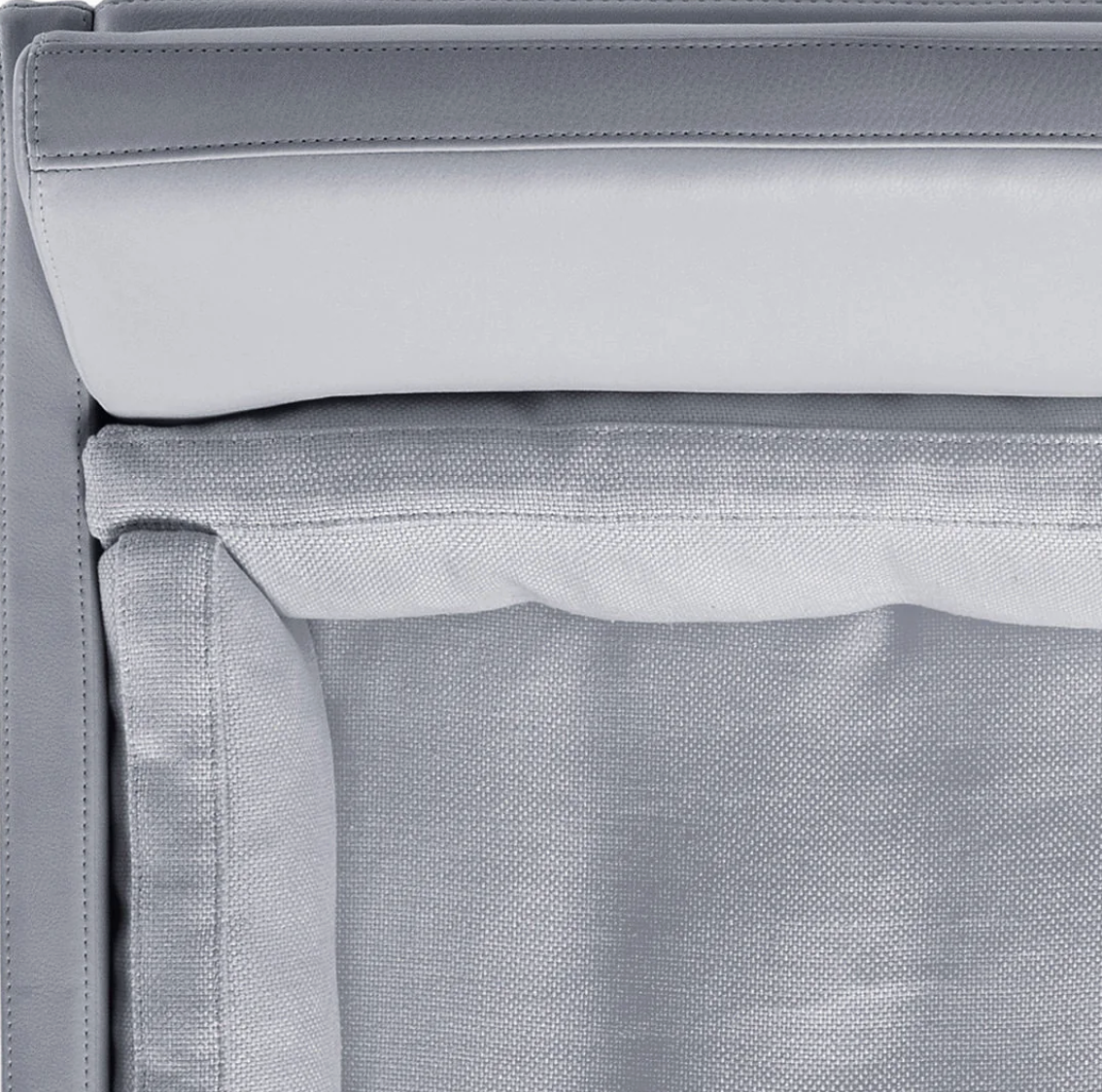 SALON CLUB CHAIR par BassamFellows