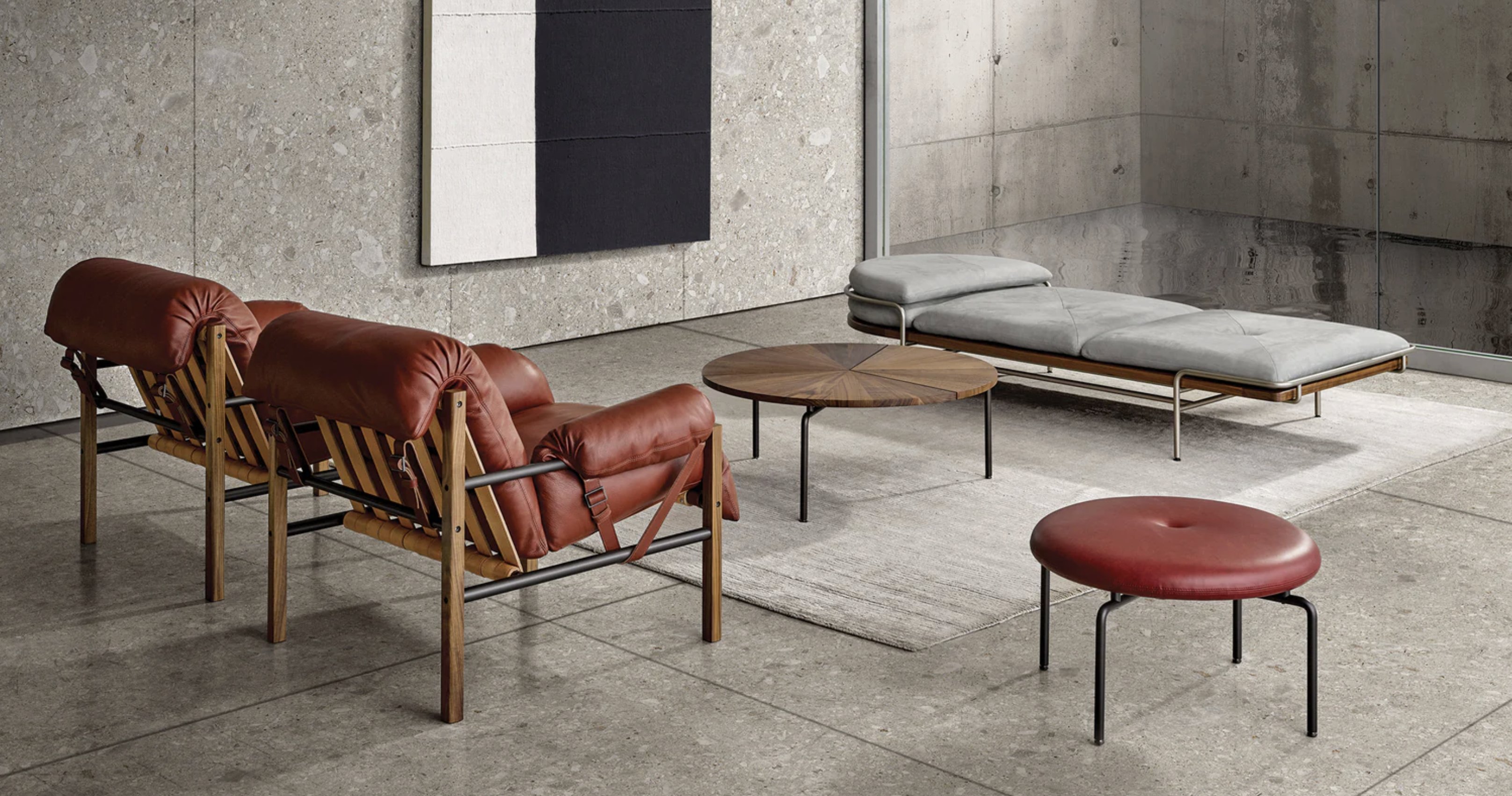 SLING CLUB CHAIR AND OTTOMAN par BassamFellows