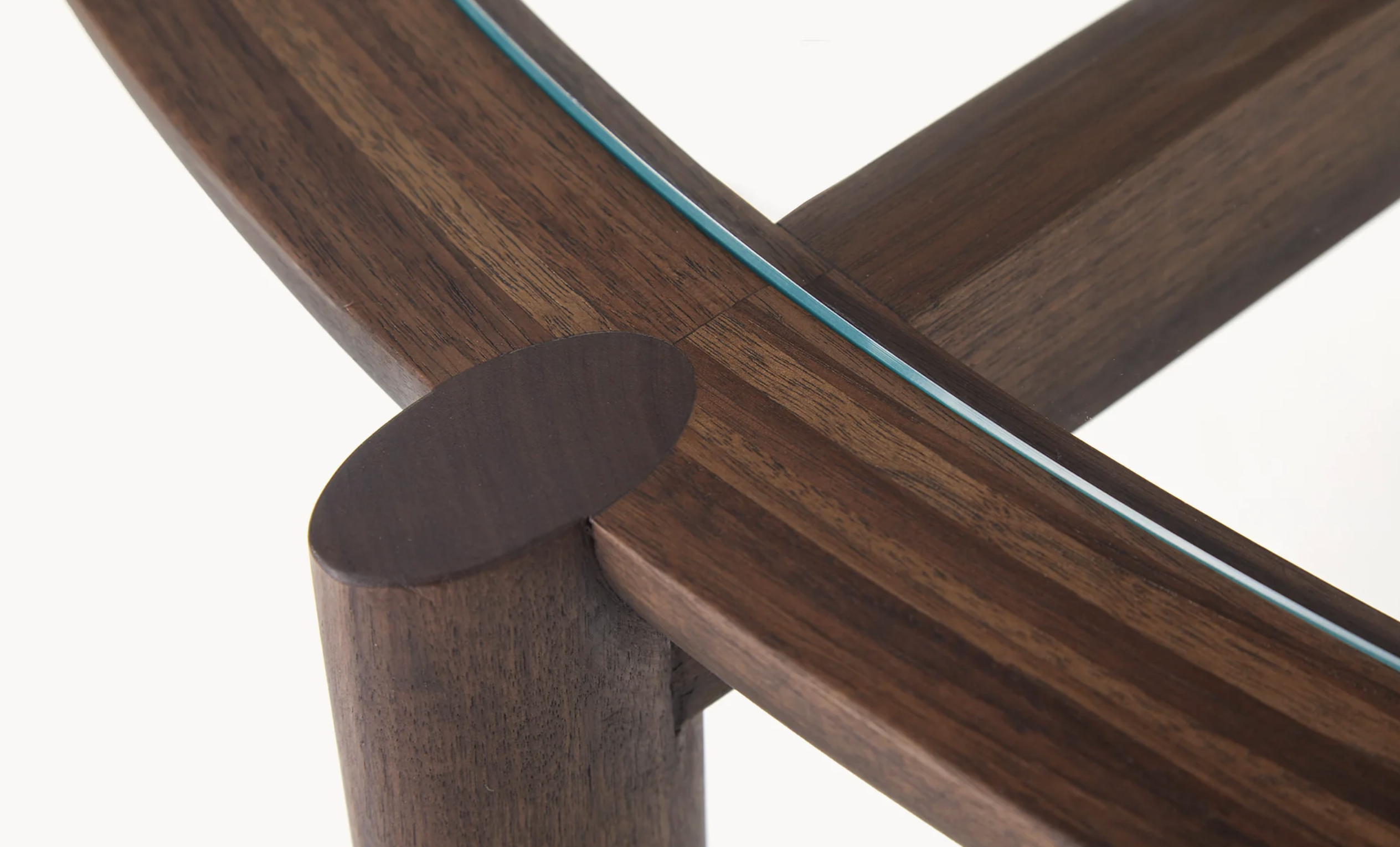 SPOKE TABLE SERIES par BassamFellows