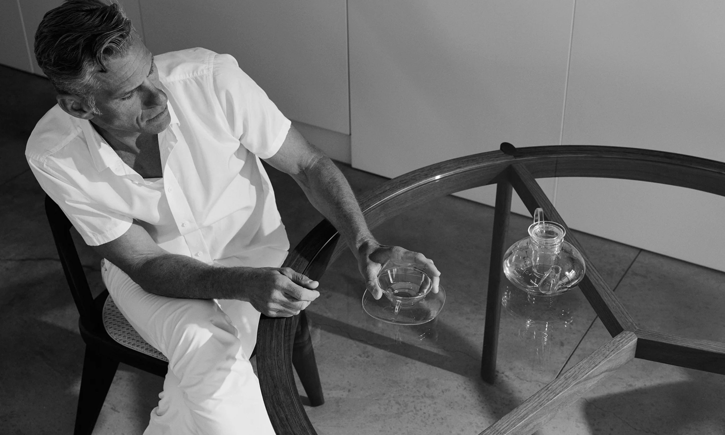 SPOKE TABLE SERIES par BassamFellows