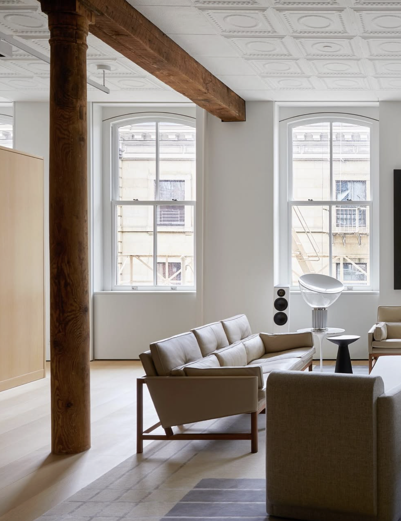 WOOD FRAME SOFAS par BassamFellows