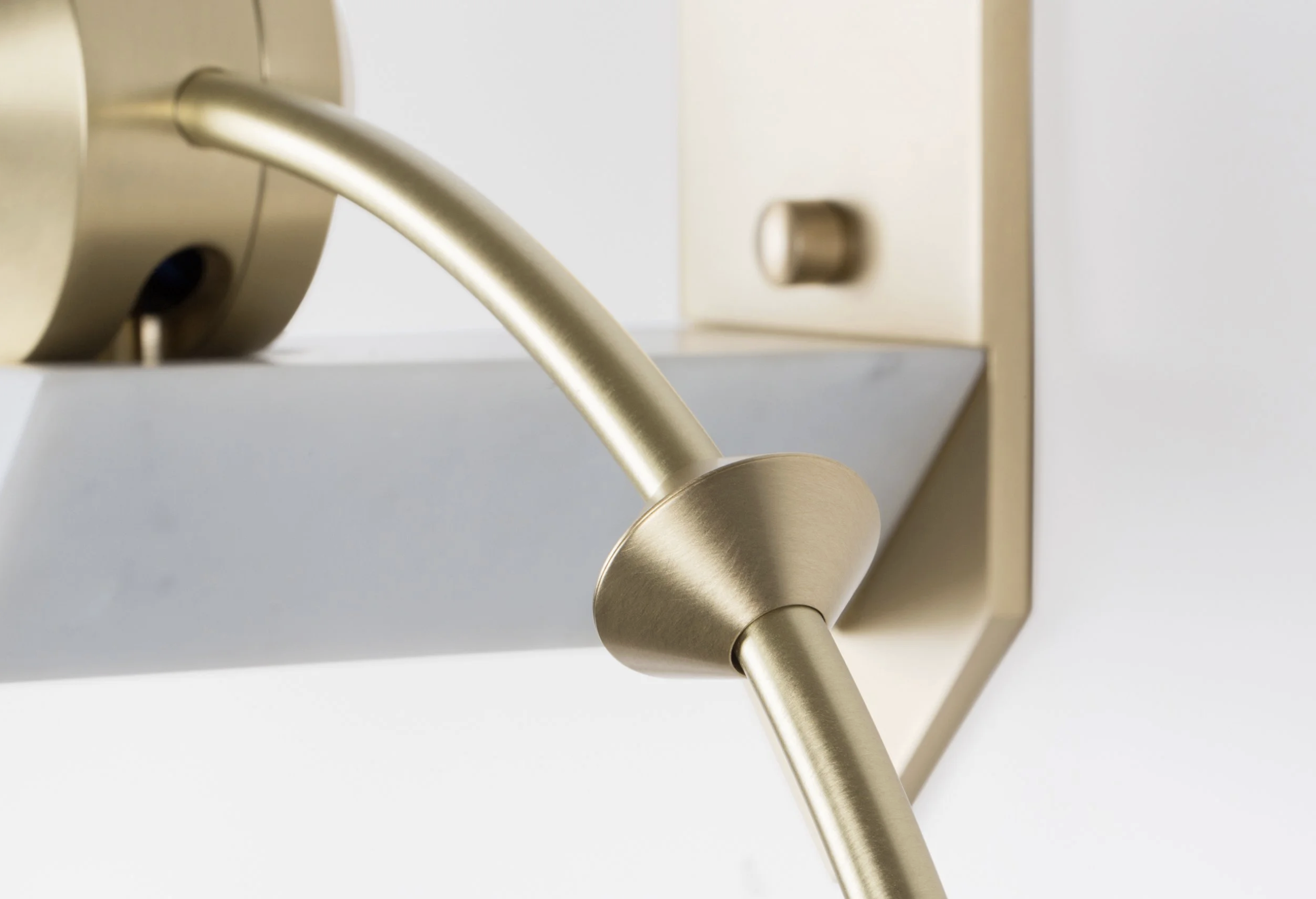 FKA THEMIS SCONCE 27 par Bec Brittain