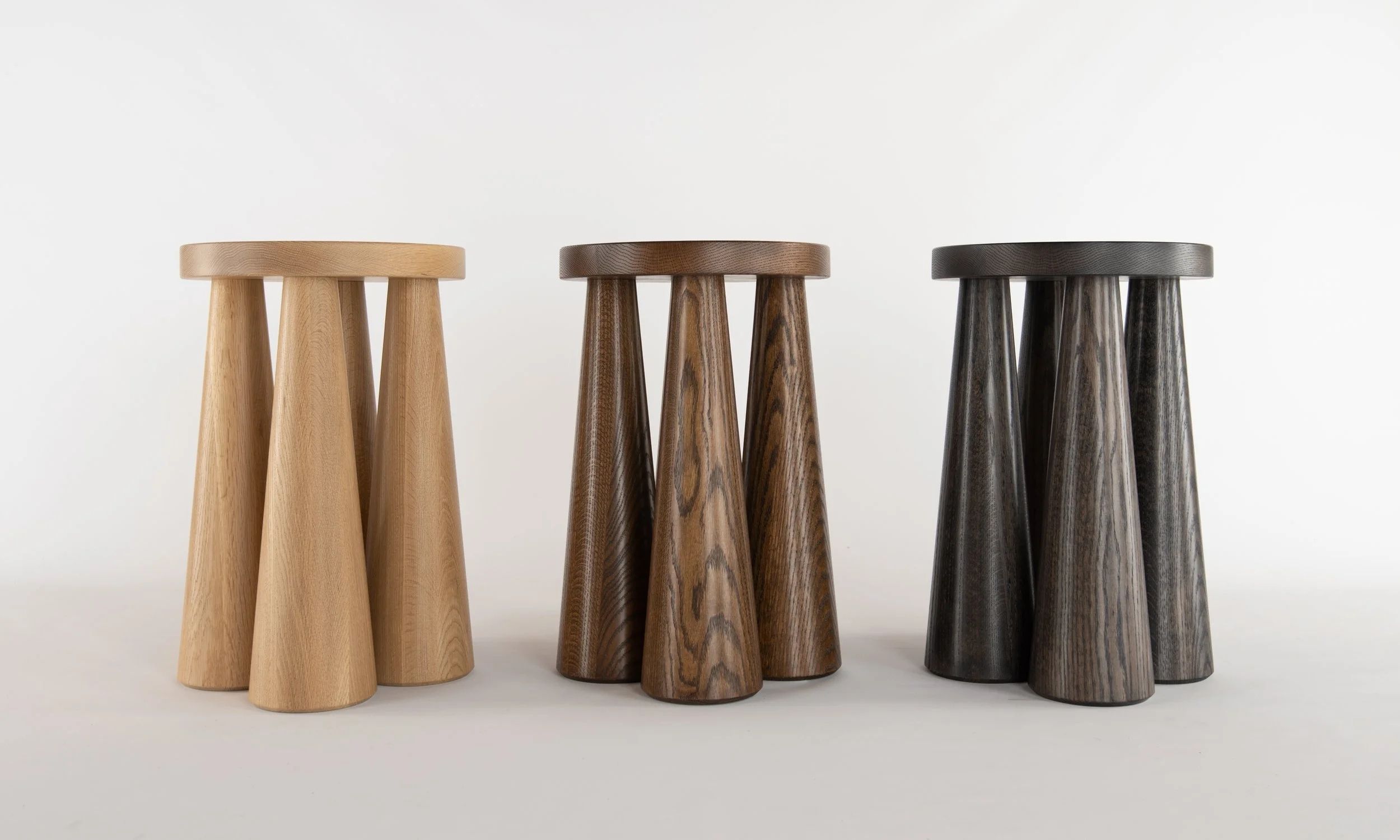 PILLAR SIDE TABLE par Ben & Aja Blanc