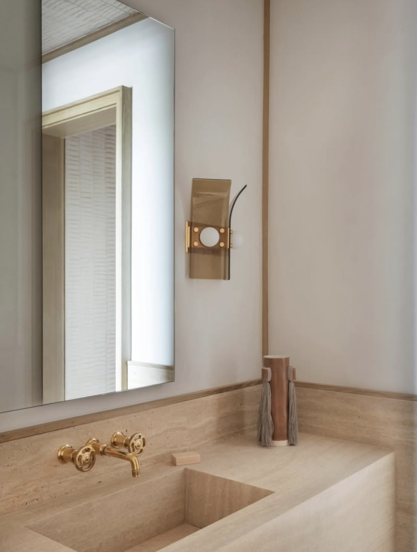 PALM SCONCE par Blue Green Works