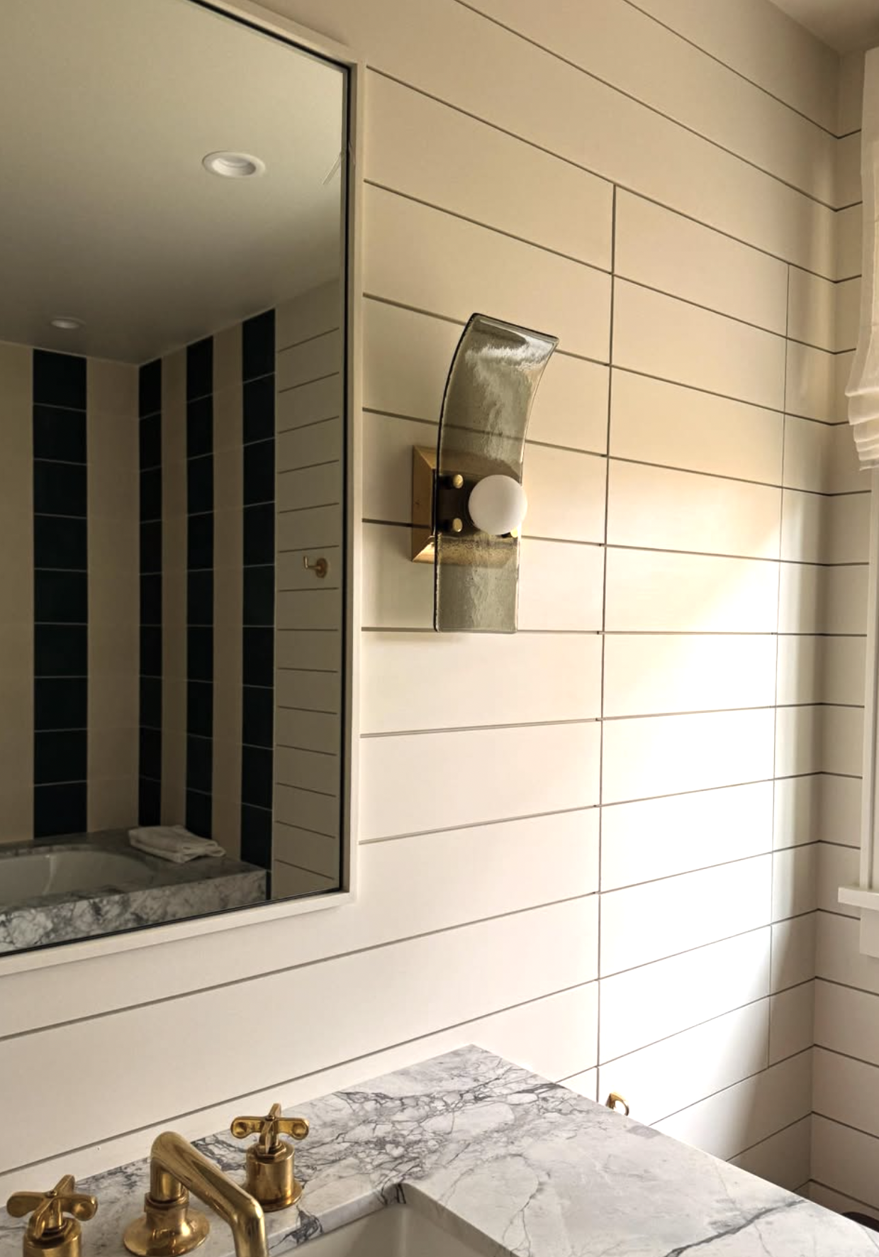 PALM SINGLE SCONCE par Blue Green Works