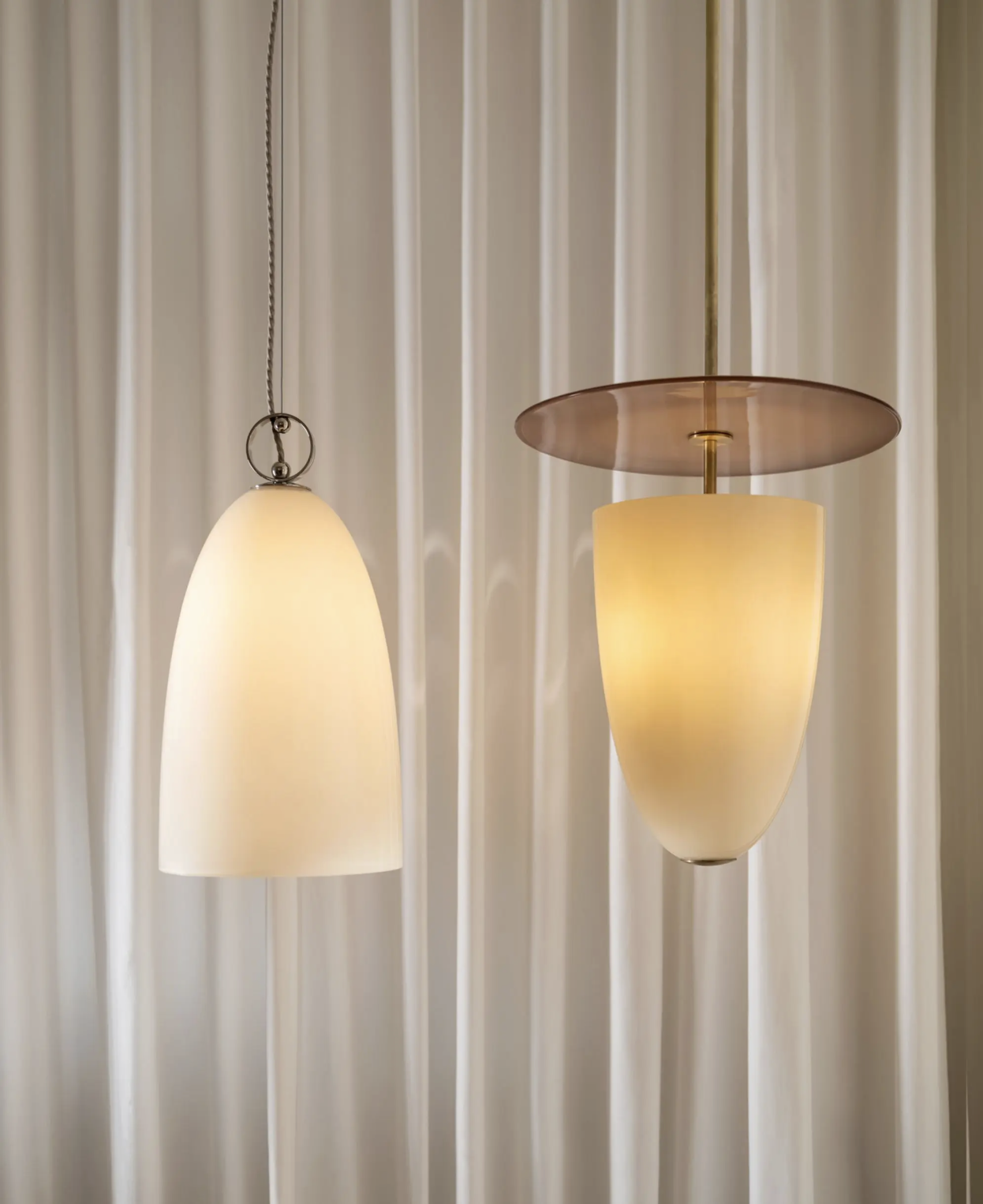 TROPHY DOWN PENDANT par Blue Green Works