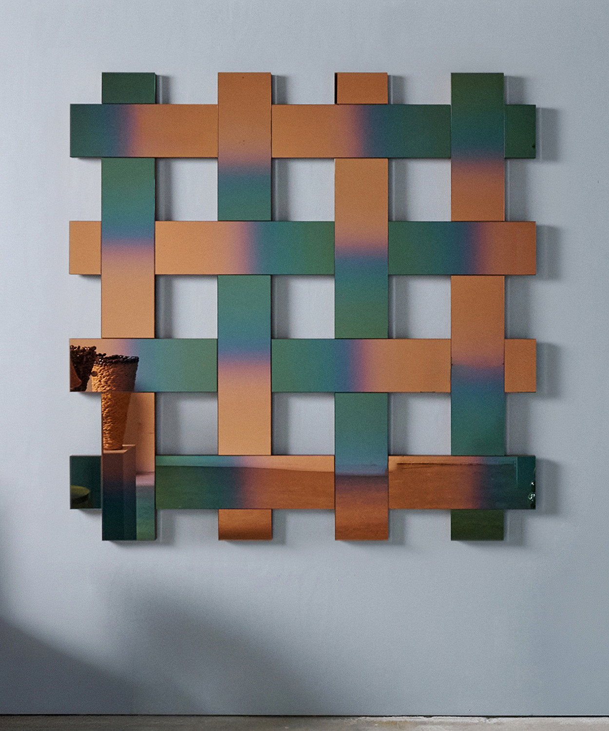 LATTICE MIRROR 4 par Bower