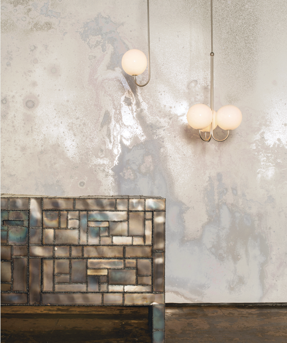 INVERTED SPACES par Calico Wallpaper