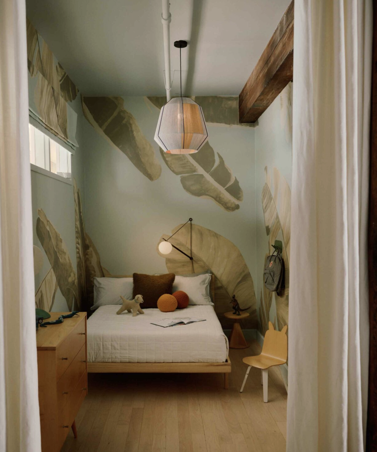 PARADISO par Calico Wallpaper