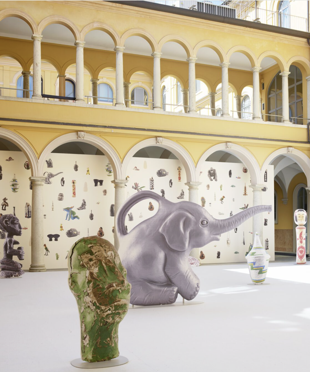 PARTICULAIRE par Calico Wallpaper