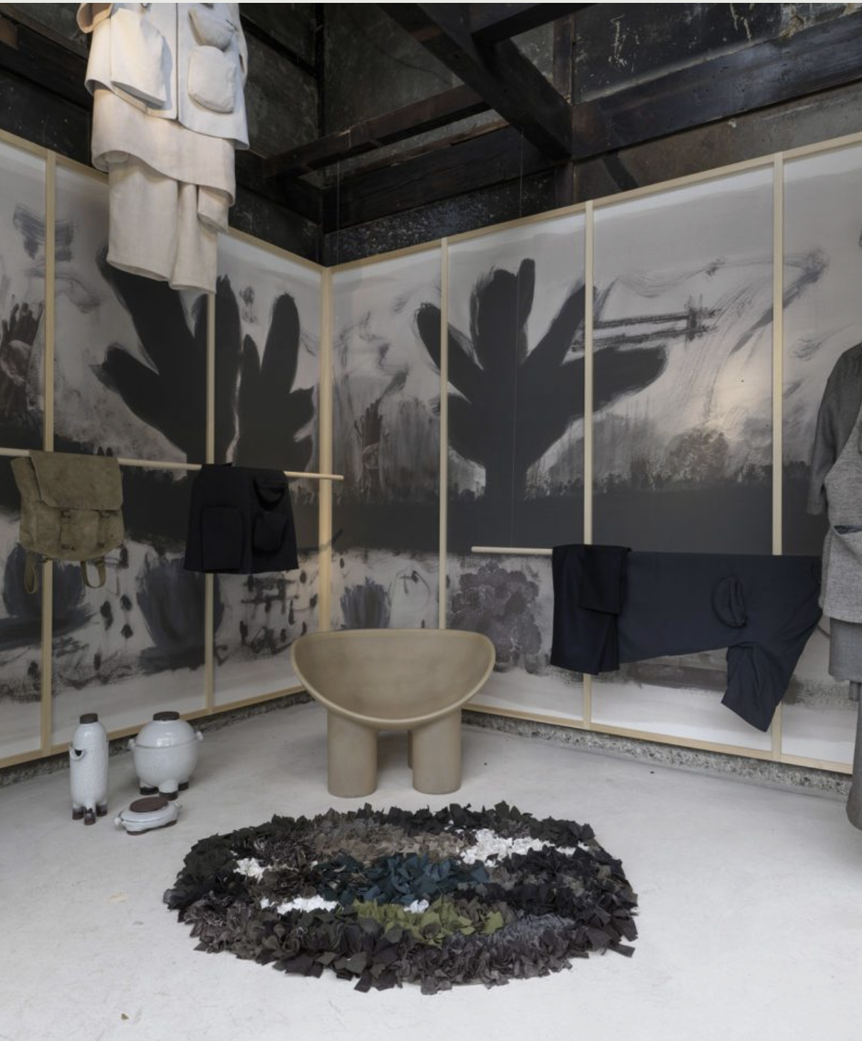 WOODLANDS FIELDS MOORS par Calico Wallpaper