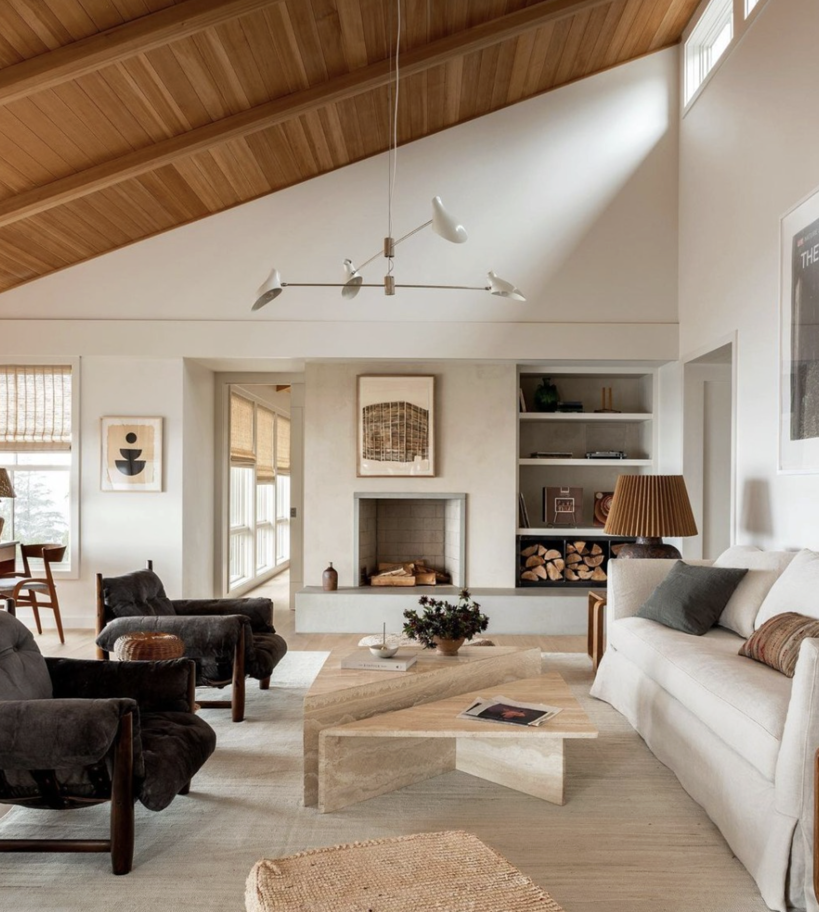 BOTTLE TIERED PENDANT 407 par David Weeks