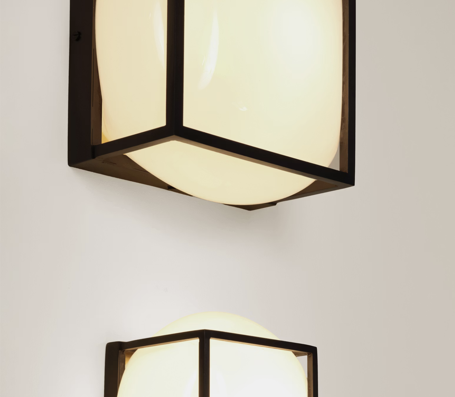 BULLE SCONCE par De Troupe