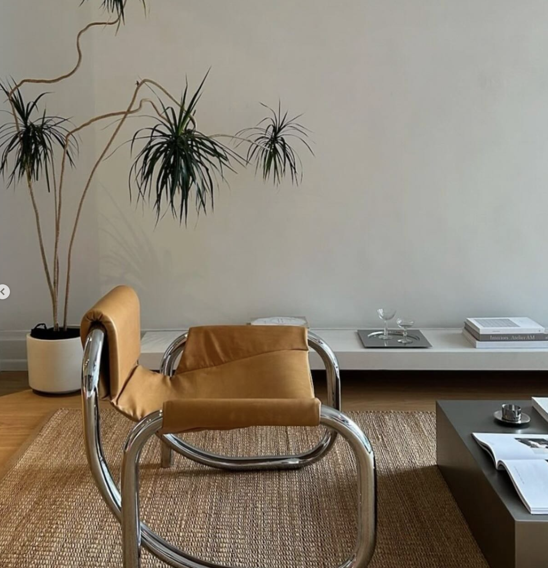 CODA CHAIR par De Troupe