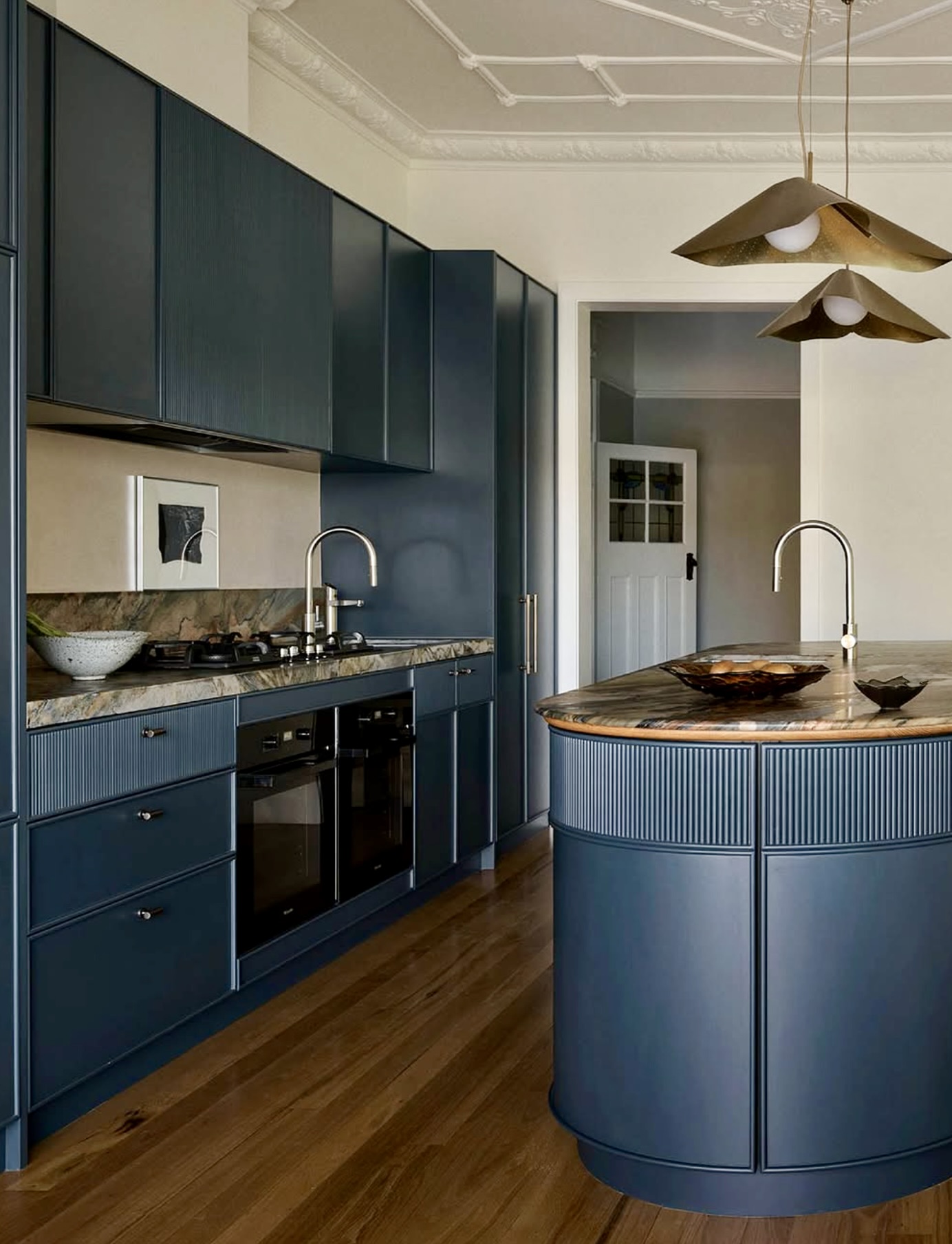 COMPAS BRASS PENDANTS par De Troupe