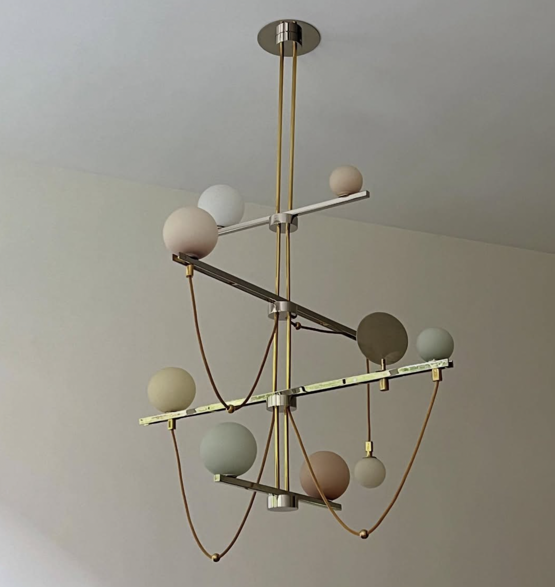 DADA CHANDELIER 4 par De Troupe