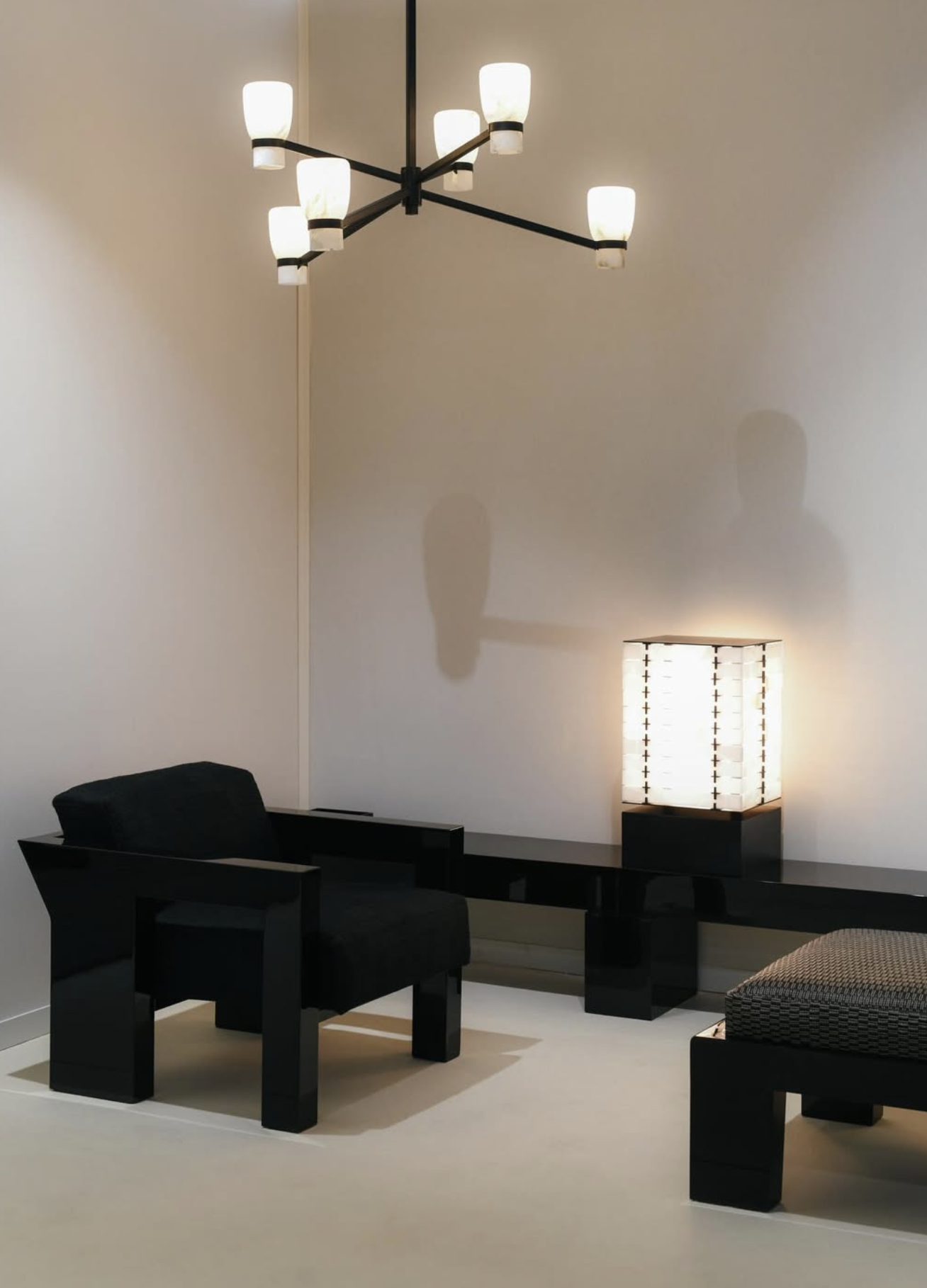 EDITION NO.1 - SMALL CHANDELIER par De Troupe