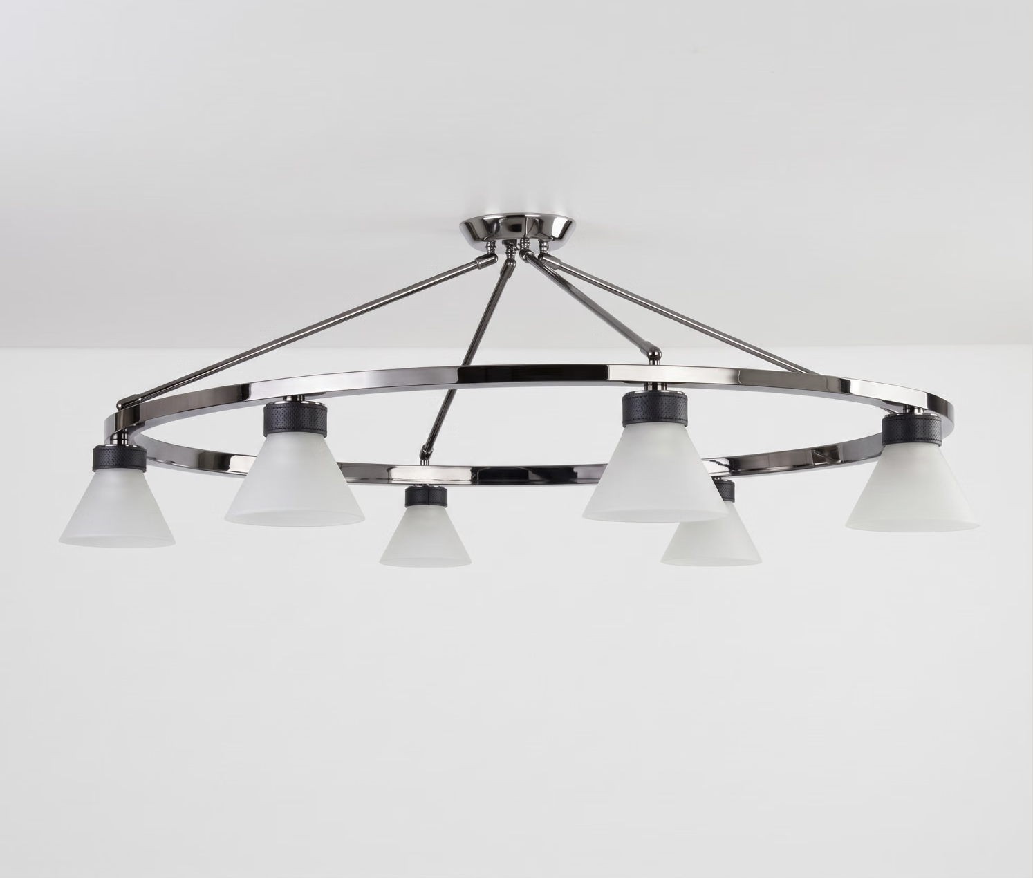 EDITION No.2 CHANDELIER par De Troupe
