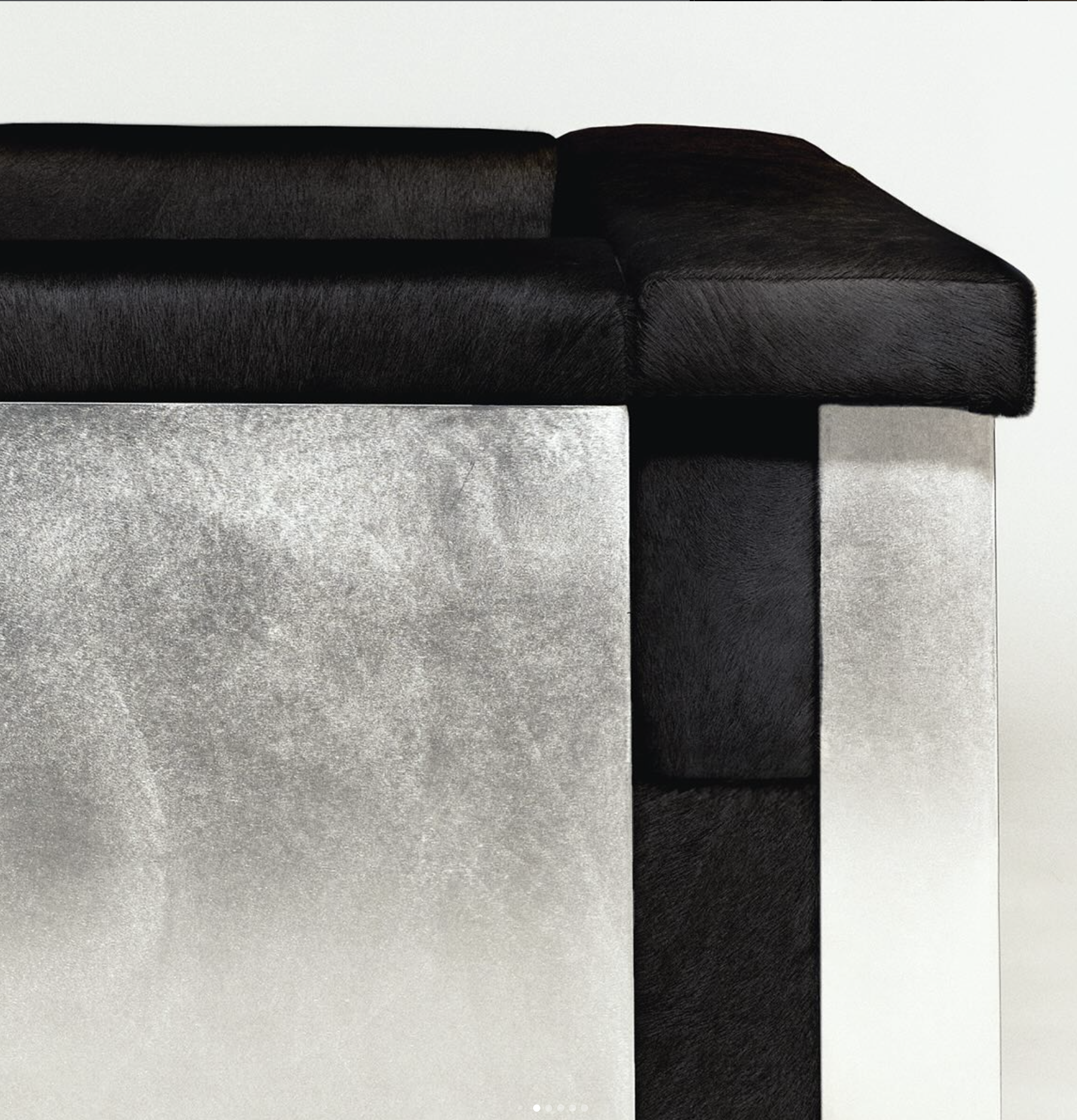 PALCO ARM CHAIR BY STUDIOUTTE par De Troupe