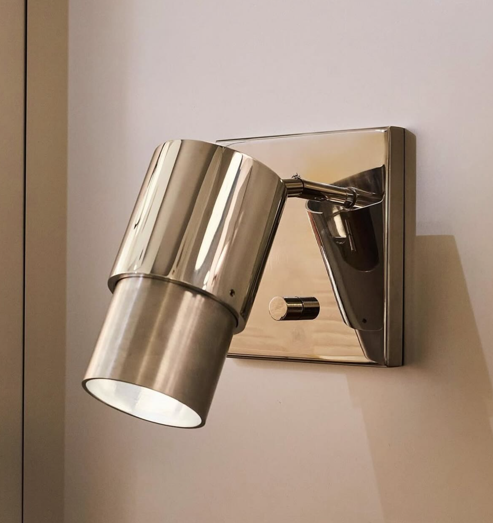 TAMBOUR SCONCE par De Troupe