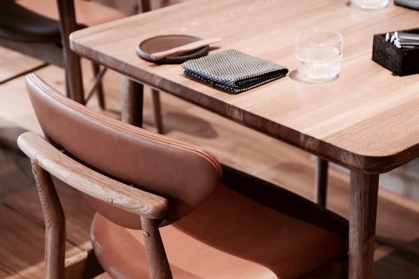 108 CHAIR par Finn juhl