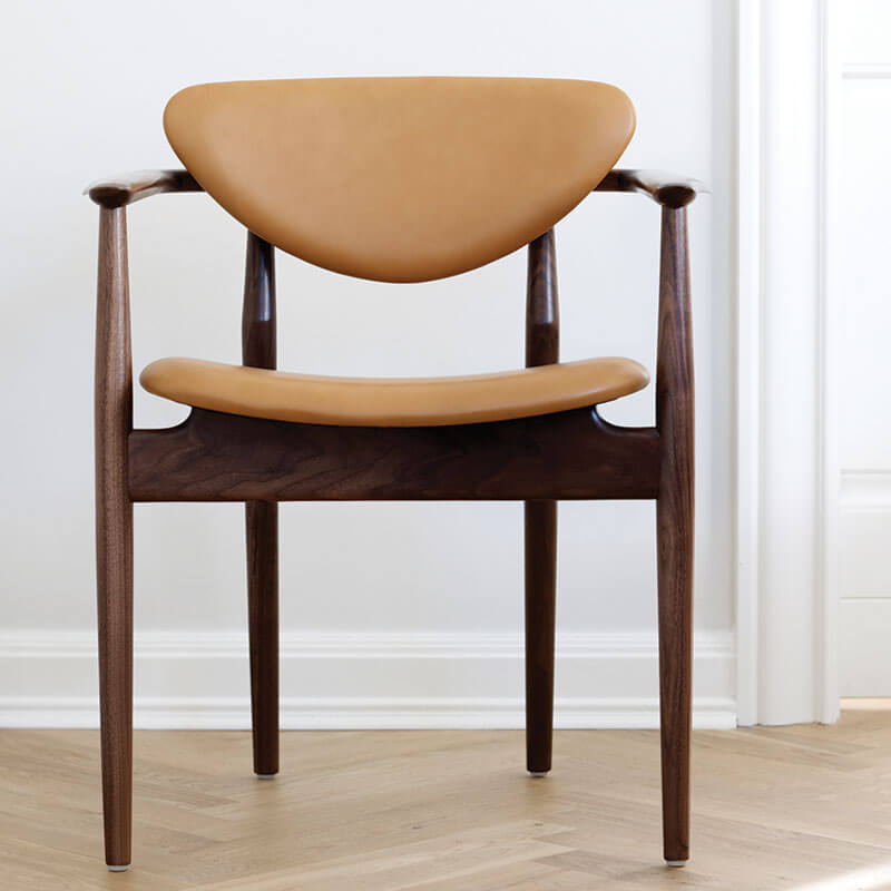 109 CHAIR par Finn juhl
