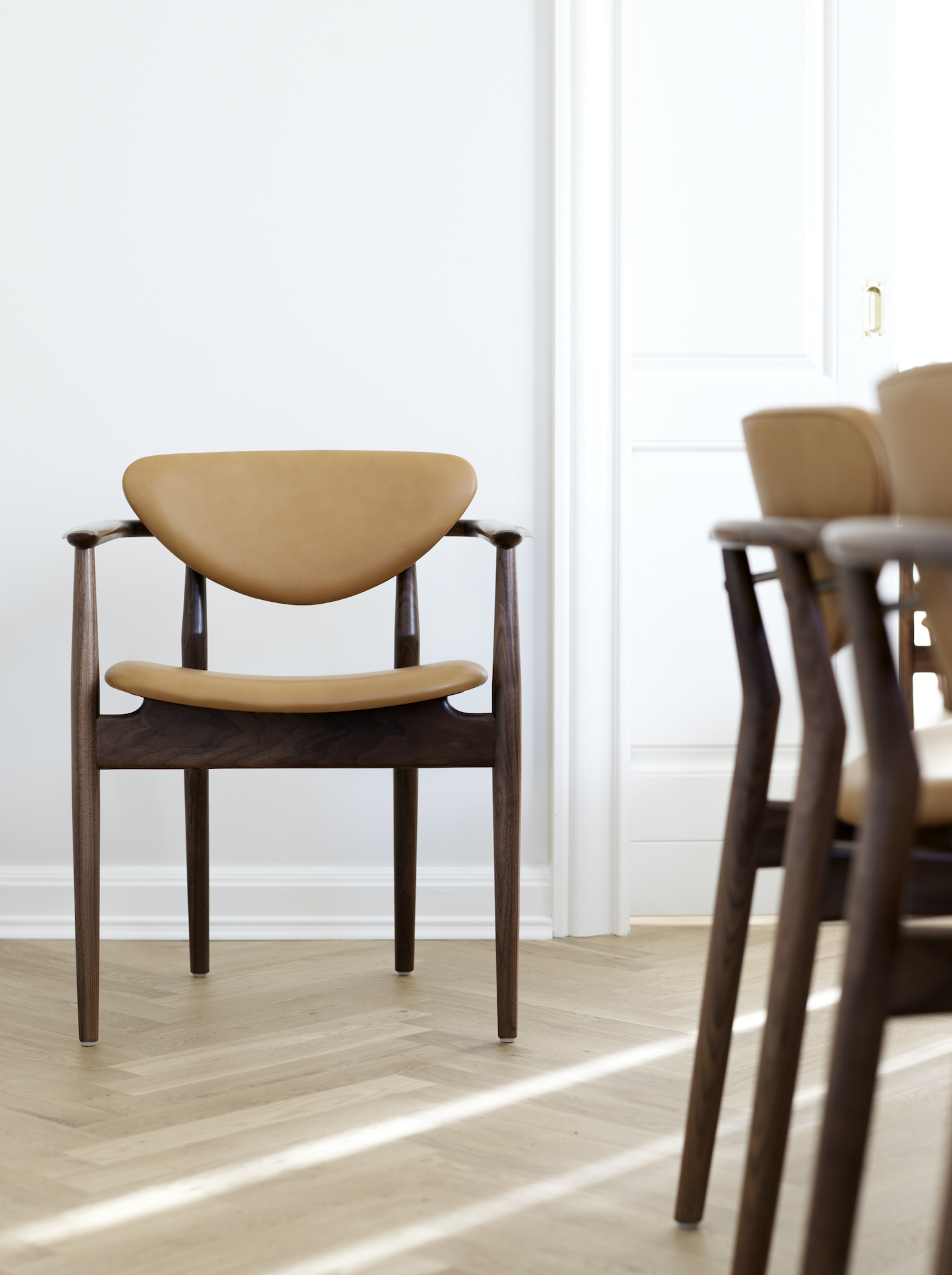 109 CHAIR par Finn juhl
