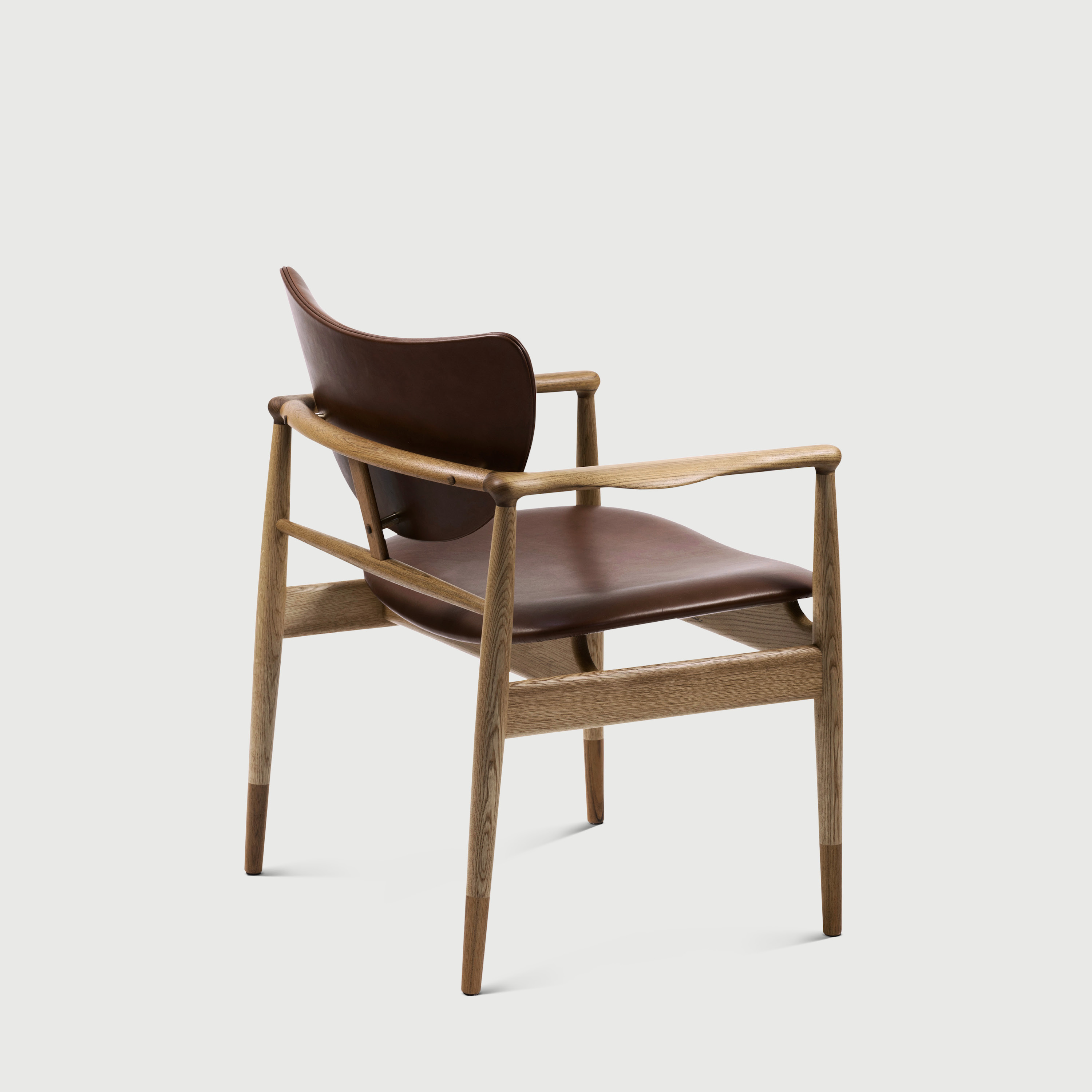 48 CHAIR par Finn juhl