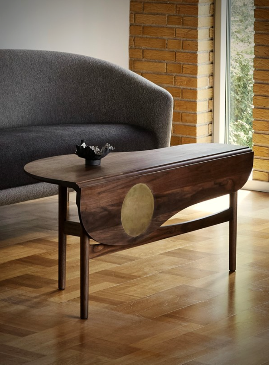 BUTTERFLY TABLE par Finn juhl