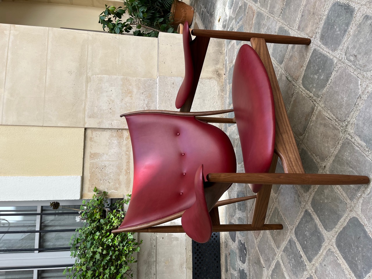 CHIEFTAIN CHAIR par Finn juhl