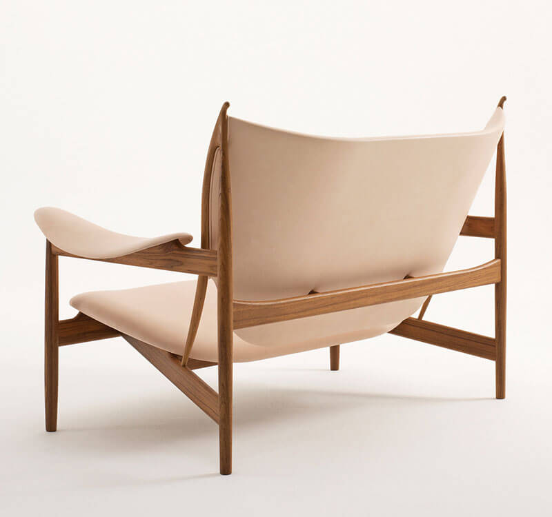 CHIEFTAIN SOFA par Finn juhl