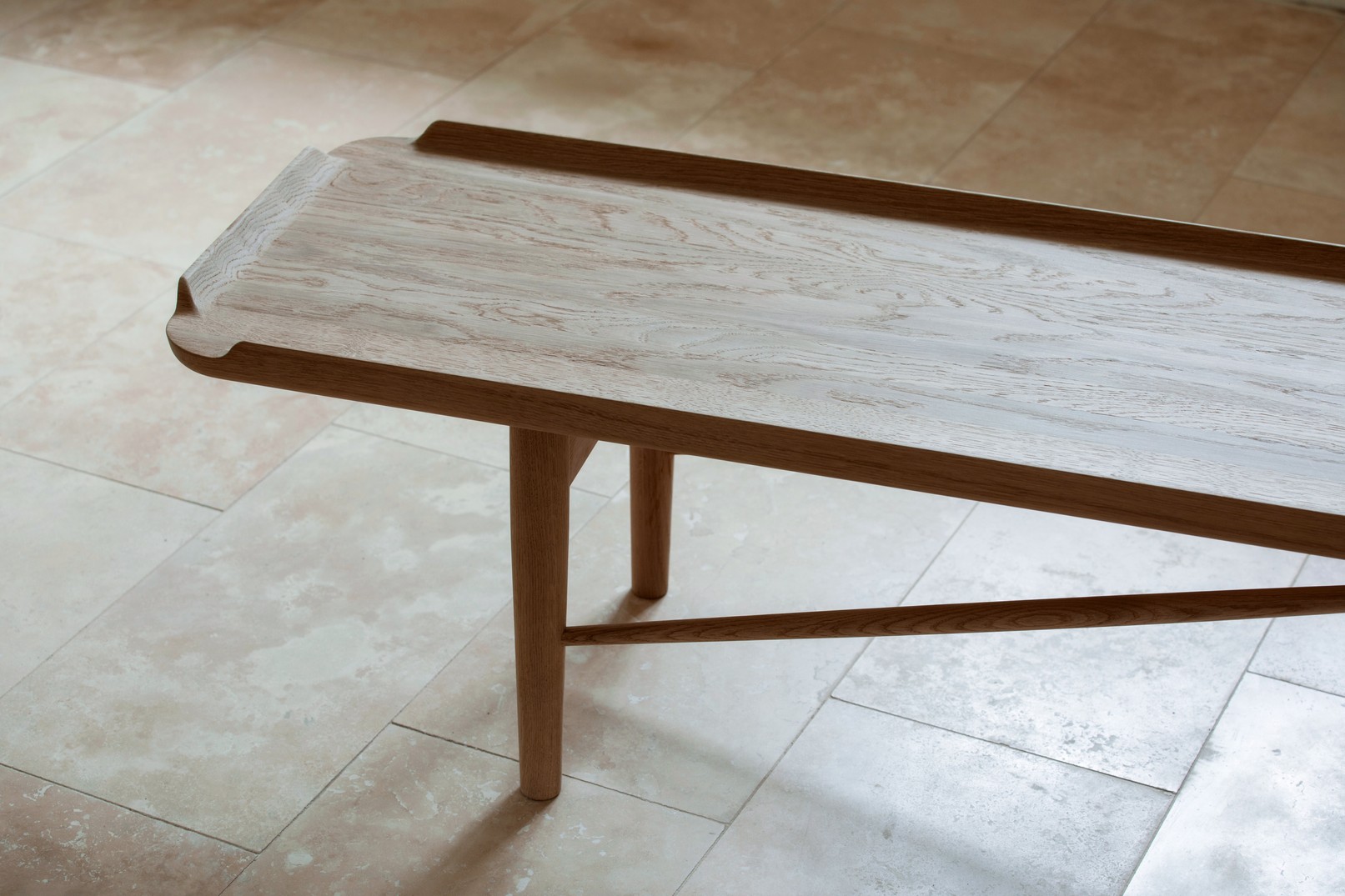 COCKTAIL BENCH par Finn juhl