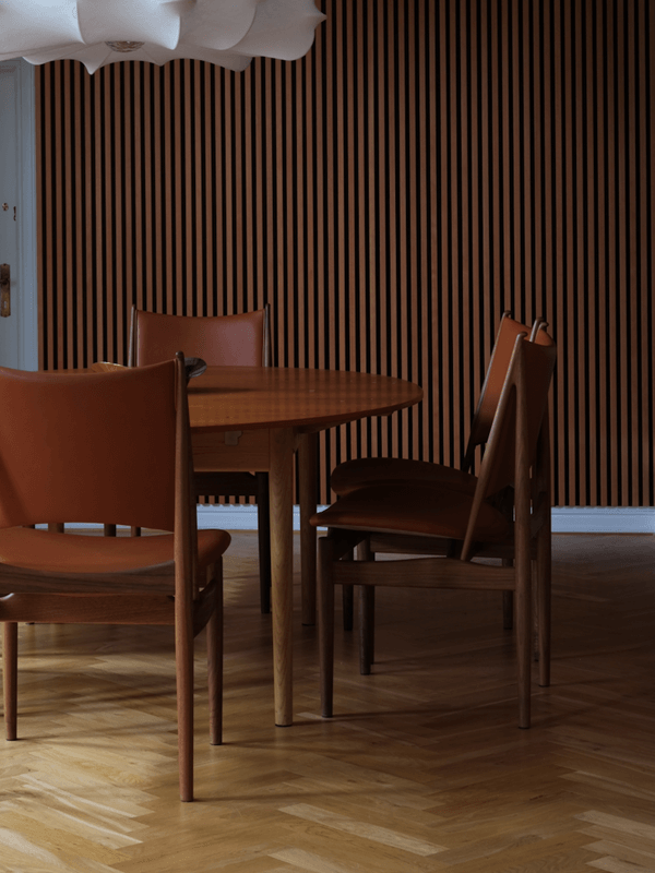 EGYPTIAN CHAIR par Finn juhl