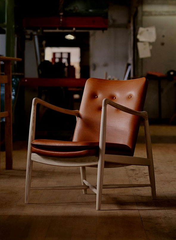 FIREPLACE CHAIR par Finn juhl