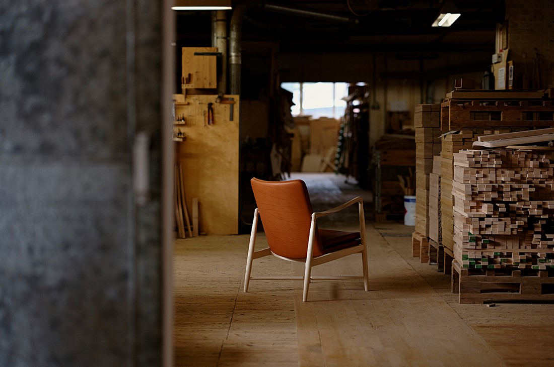 FIREPLACE CHAIR par Finn juhl