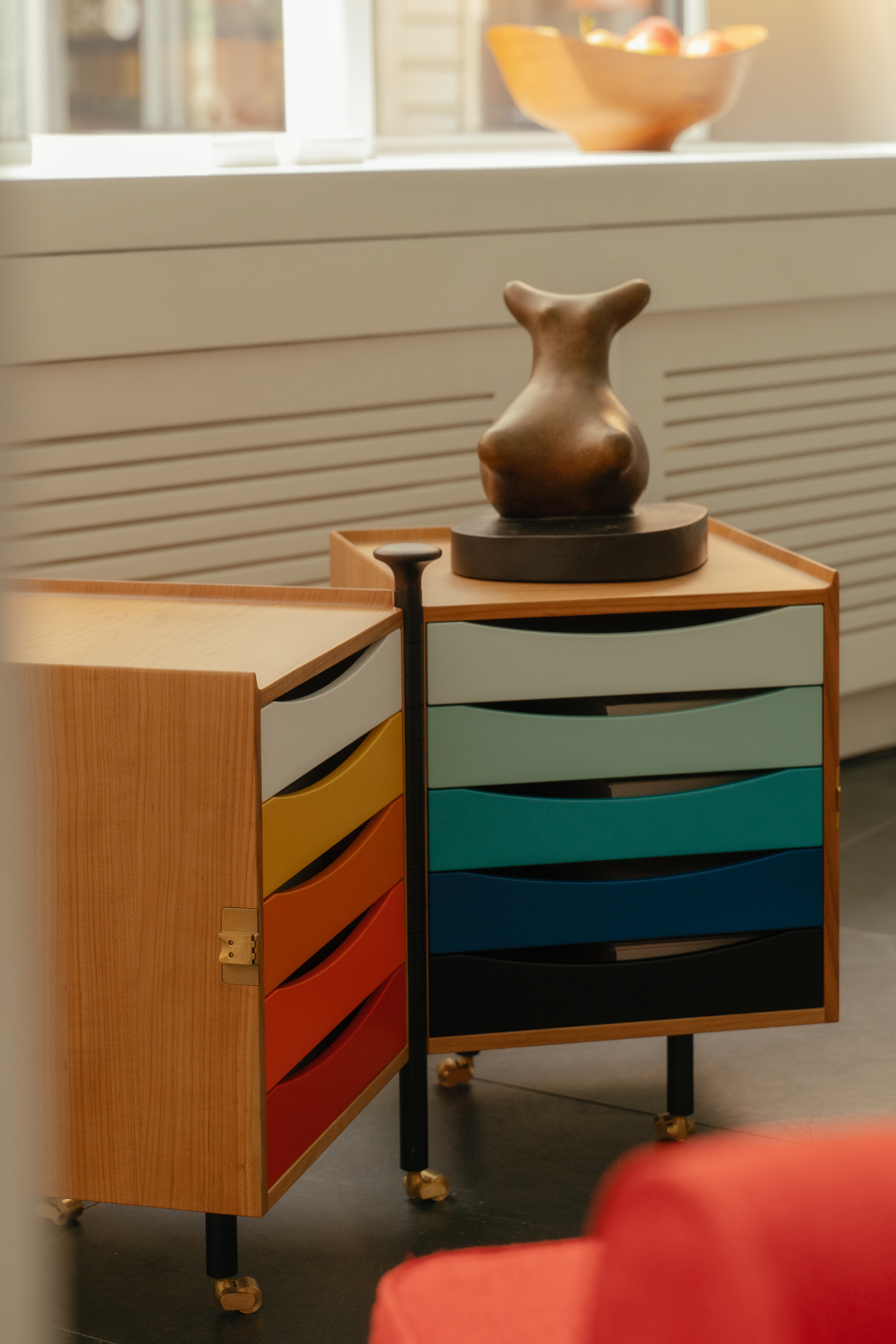 GLOVE CABINET par Finn Juhl
